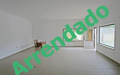 Loja 85 m2, Fanqueiro, Loures